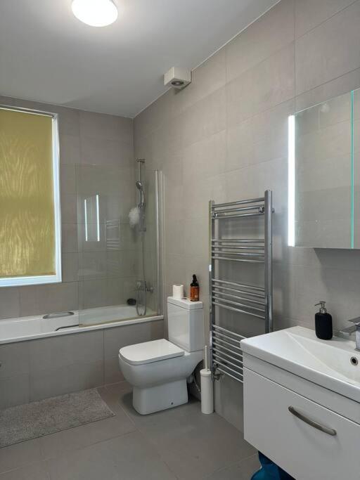 Modern Studio In The Heart Of Woolwich - 35 Minuets To Central * Londra