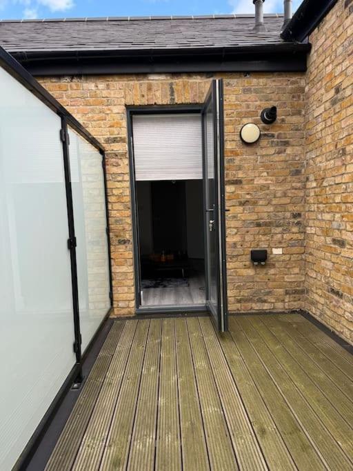 Modern Studio In The Heart Of Woolwich - 35 Minuets To Central Appartamento *